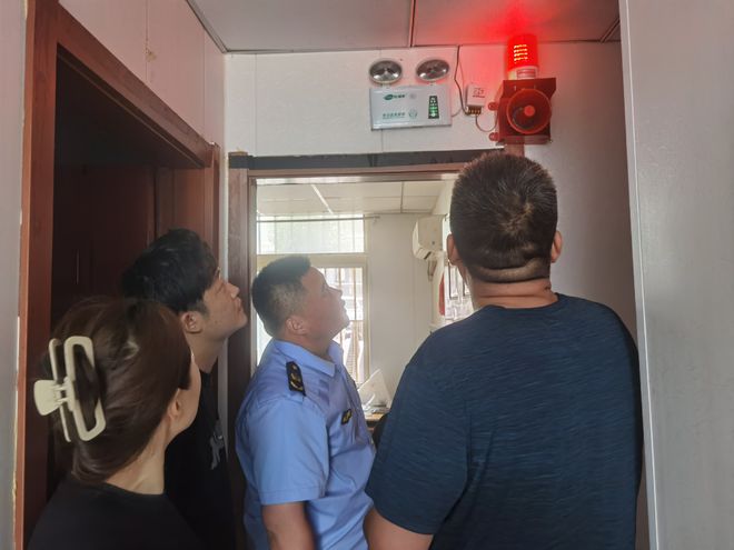 ob体育·(中国)官方网站徐州：“一键报警全员疏散”一键警报广播装置把好群众预警(图1)